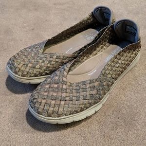 Sketchers BOBS Pureflex Pure Fun Woven Slip On